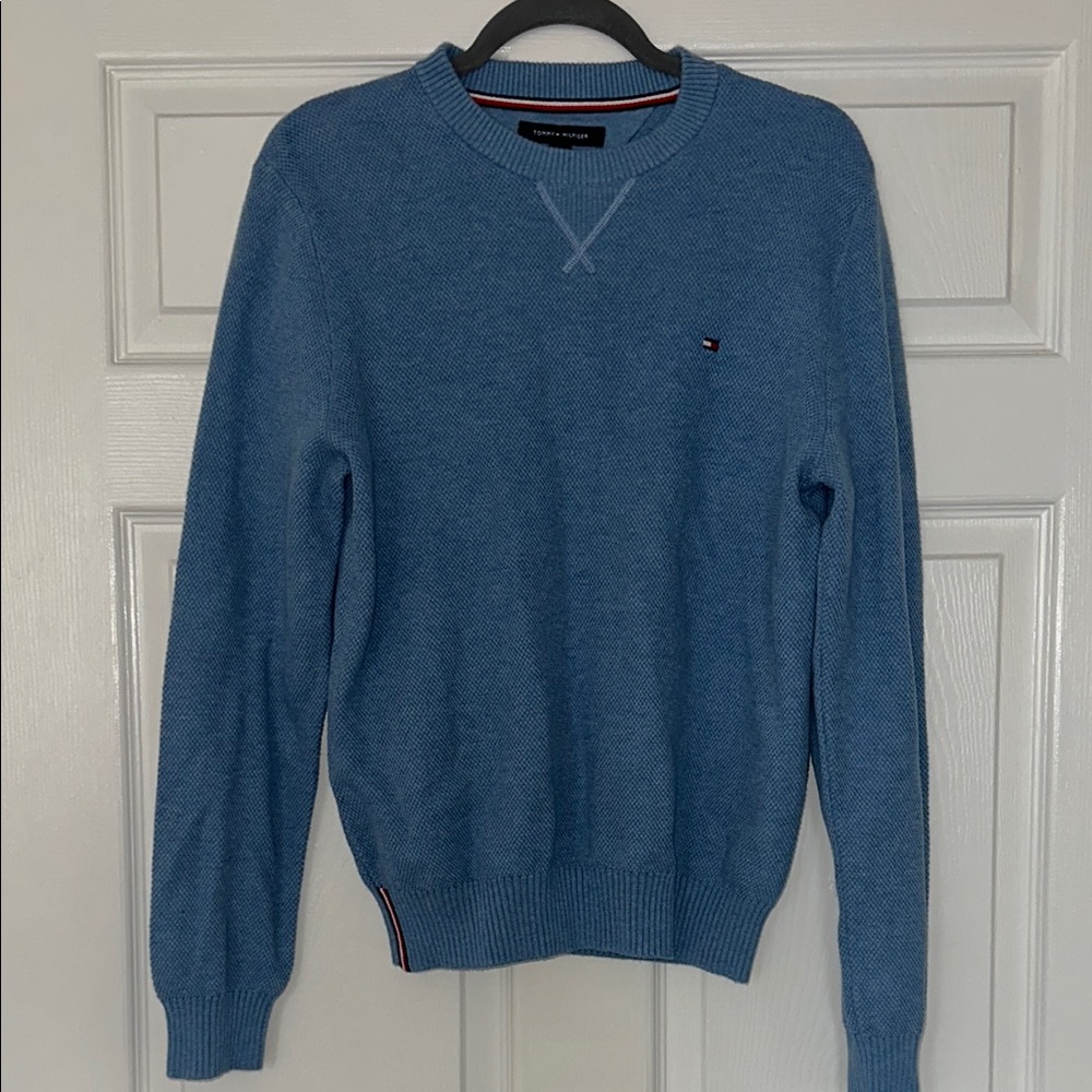 Tommy Hilfiger Men's Blue Sweater